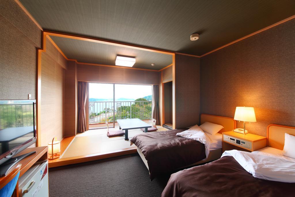 Hotel Tabiyado Yobuko Karatsu Esterno foto